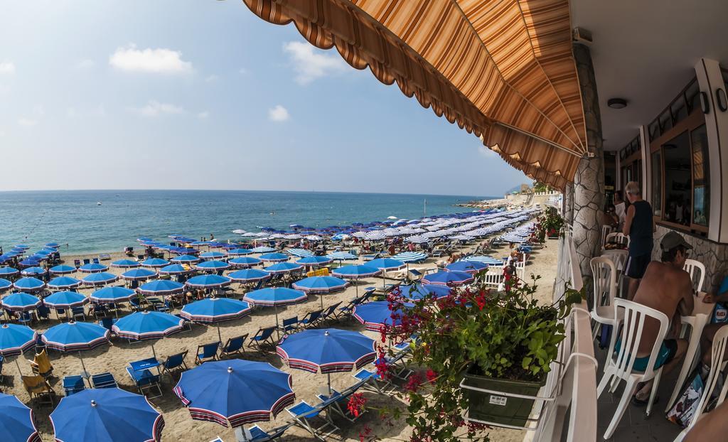 Residence Hotel Kriss Дейва-Марина Екстер'єр фото