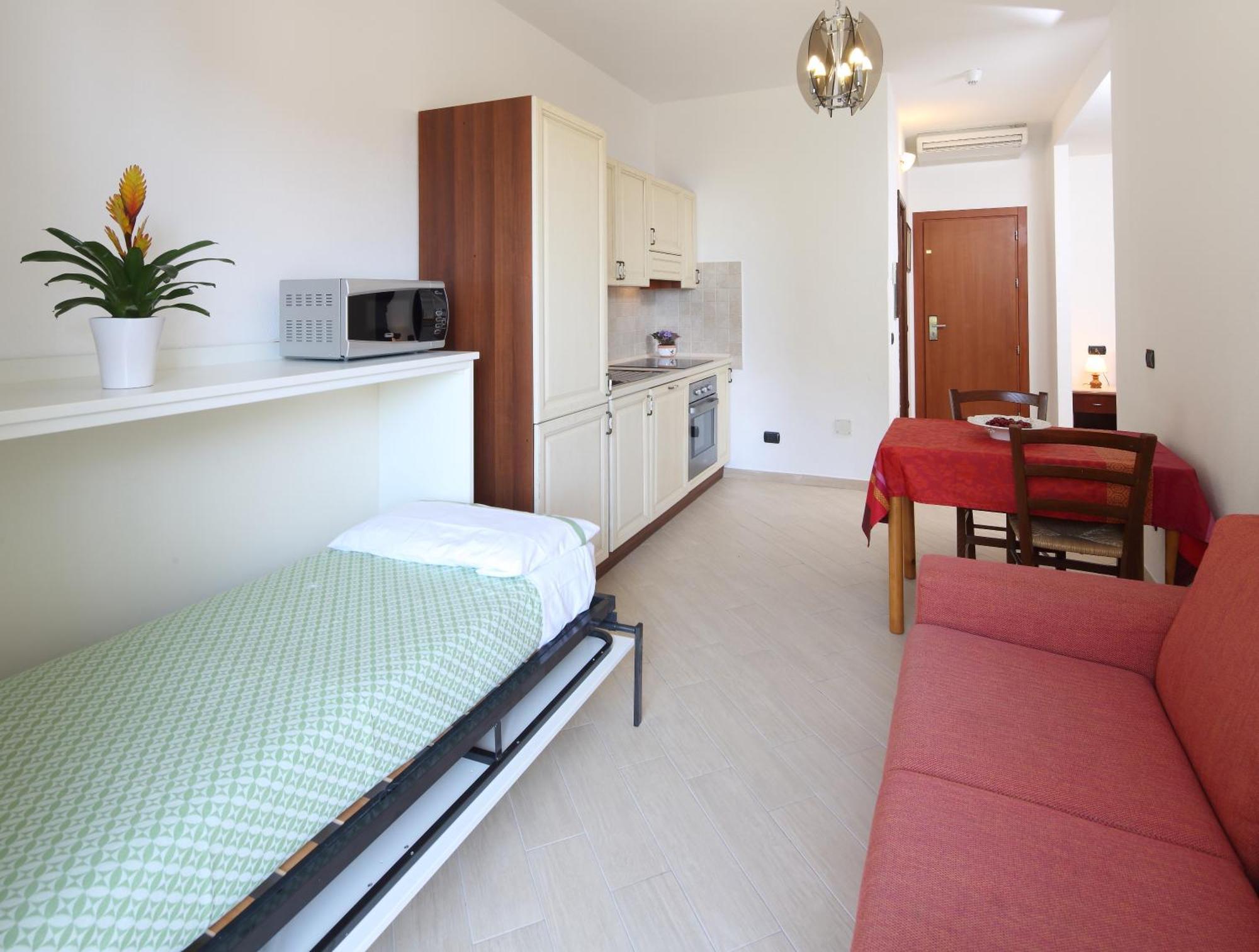 Residence Hotel Kriss Дейва-Марина Екстер'єр фото