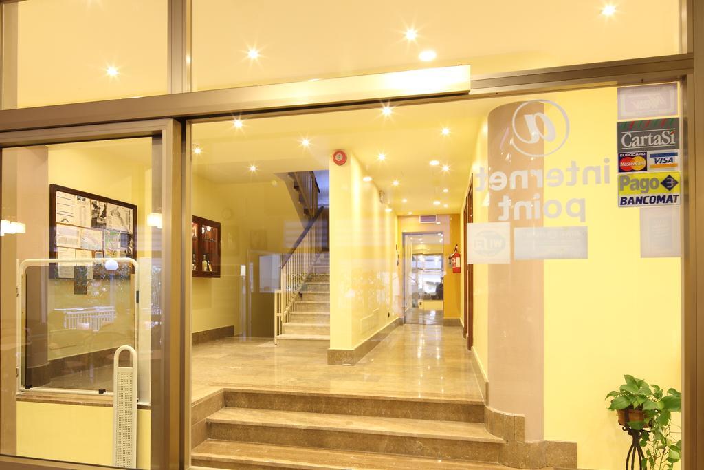 Residence Hotel Kriss Дейва-Марина Екстер'єр фото